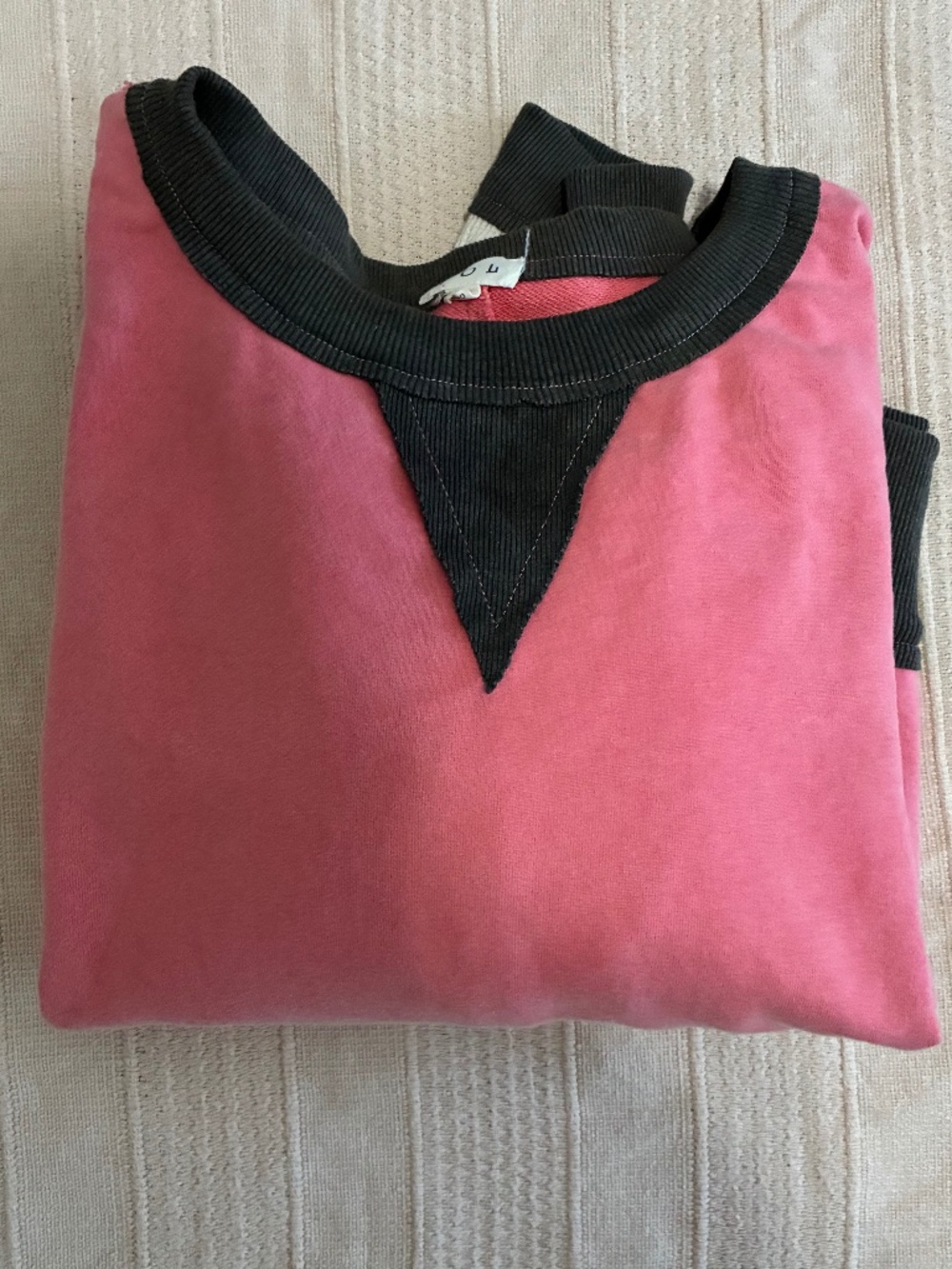 Pol - Women’s Sweatshirt